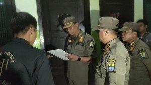 Satuan-Polisi-Pamong-Praja-Satpol-PP-Kota-Cirebon-bersama-unsur-TNI-Polri-menggelarS.jpg