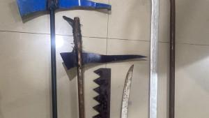 Sejumlah-barang-bukti-yang-diamankanF.jpg