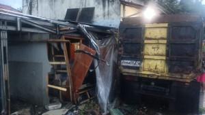 kecelakaan-maut-terjadu-di-Jalan-Raya-Sumedang-Cirebon-tepatnya-di-Kampung-Sukamulyas.jpg