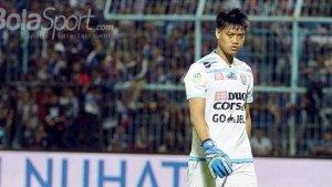 mantan-kiper-timnas-indonesia-kurnia-meiga-pernah-berseragam-persindra-indramayu-ini-fotonya.jpg
