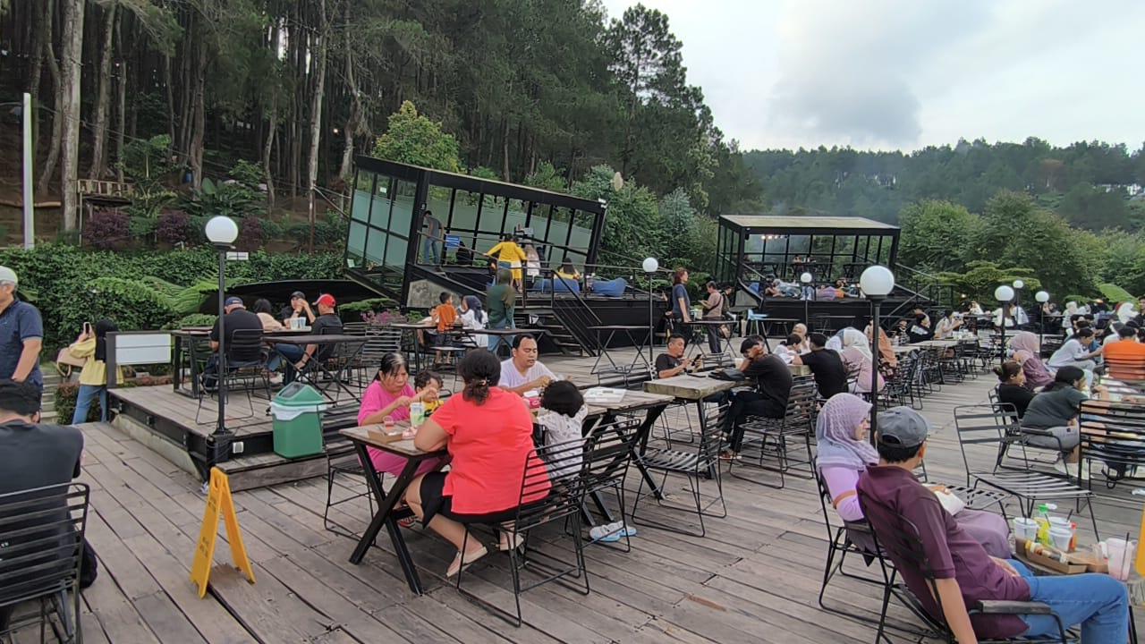 Manajemen Wisata Alam Botanika Eatery Kuningan Keluarkan Menu Baru di Momen Libur Nataru