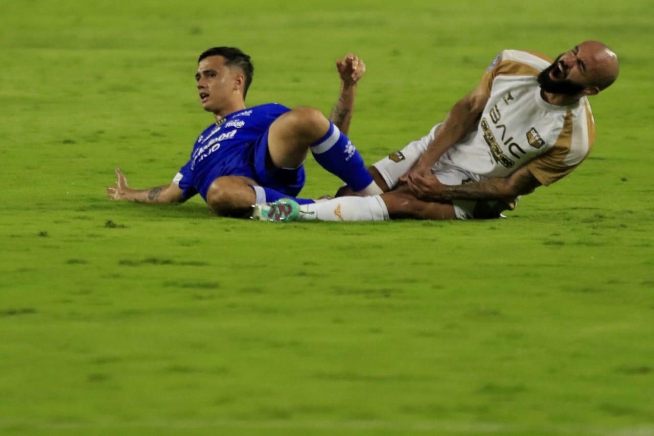 Kata Mantan Agar Persib Bandung Bisa Mengalahkan Dewa United Malam Nanti