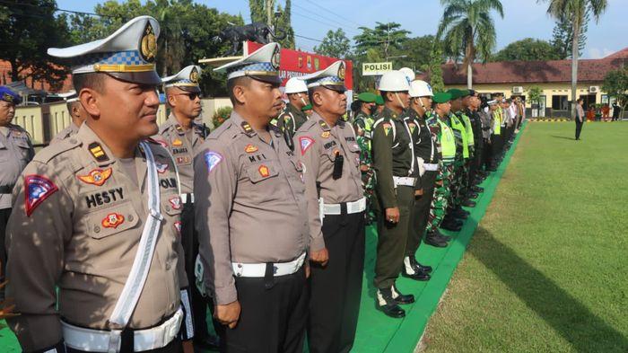 Gelar-Pasukan-Operasi-Ketupat-Lodaya-2023-di-Mapolresta-Cirebon.jpg