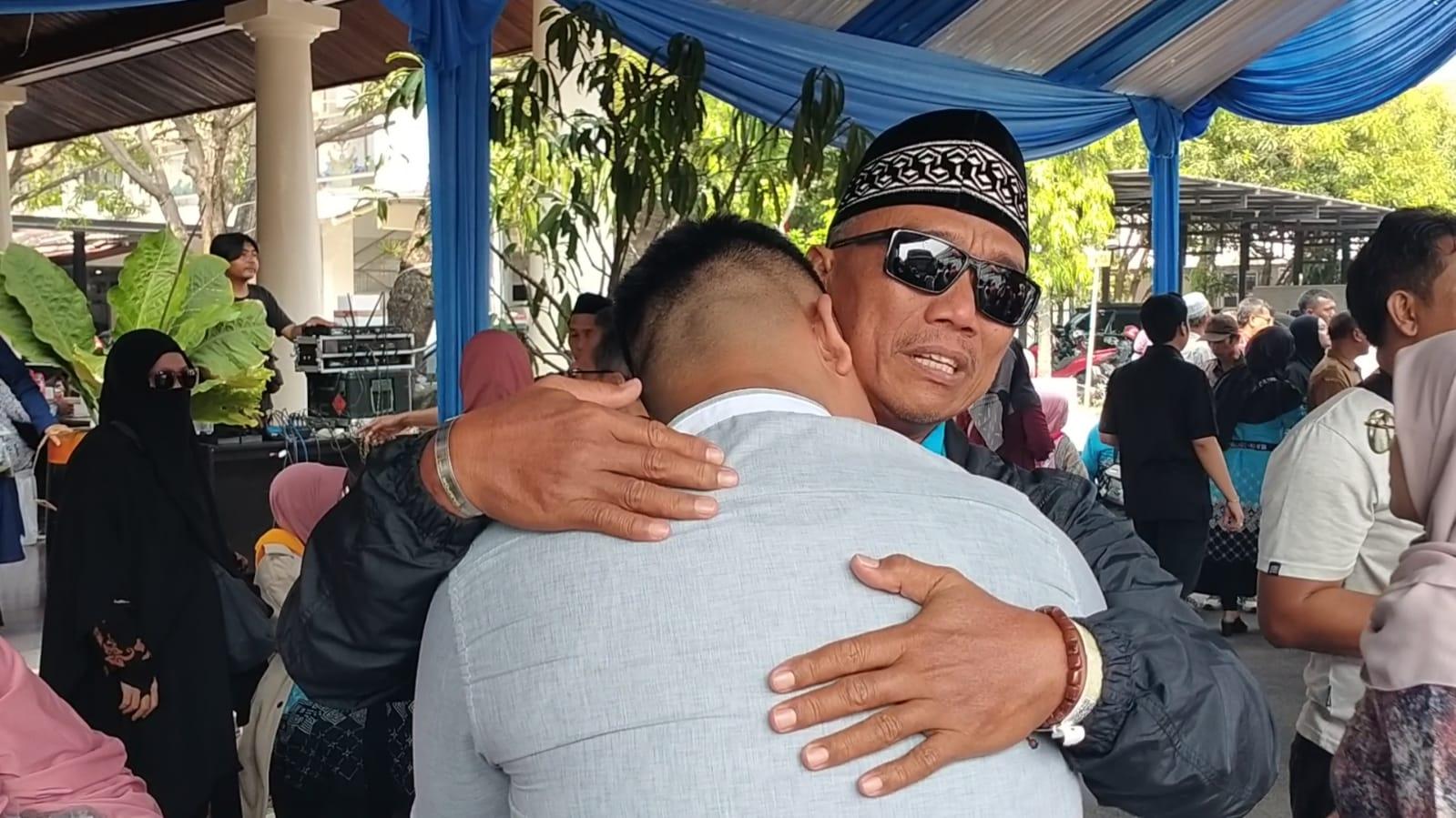 Kedatangan-Jemaah-Haji-Indramayu-2-Juni.jpg