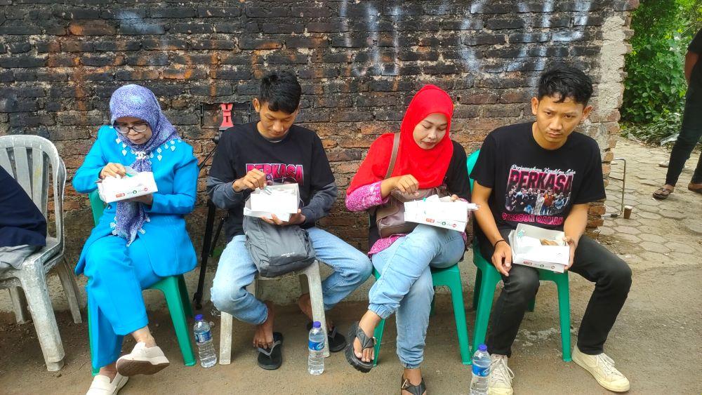 Saka Tatal Sarapan Bersama Keluarga dan Tim Kuasa Hukum Jelang Sidang PK di PN Cirebon
