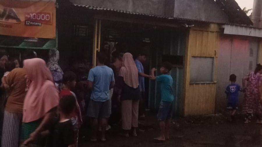 Peristiwa-kebakaran-terjadi-di-Dusun-Panggang-Desa-Losari.jpg