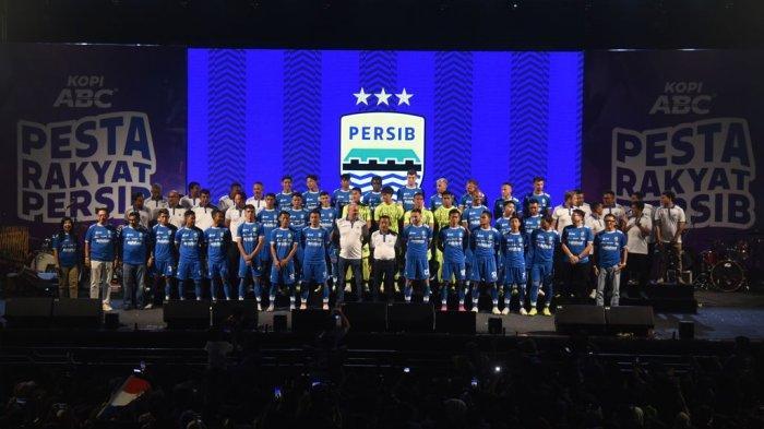 Persib-Bandung-resmi-perkenalkan-tim-dan-jerseyv.jpg