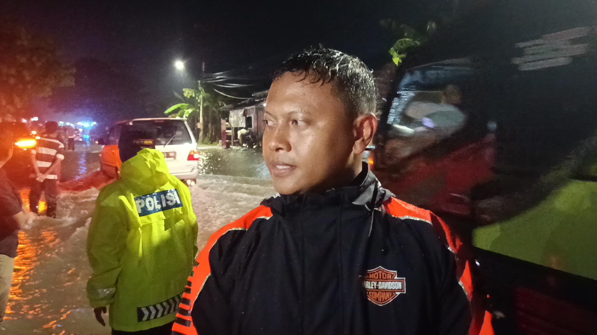 Banjir Kanci Tak Sekadar Hujan, Camat Bongkar Biang Keroknya: Drainase Terjepit Bangunan Liar