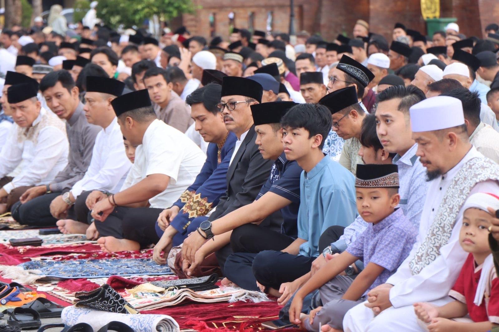 Salat-Idulfitri-Indramayu.jpg