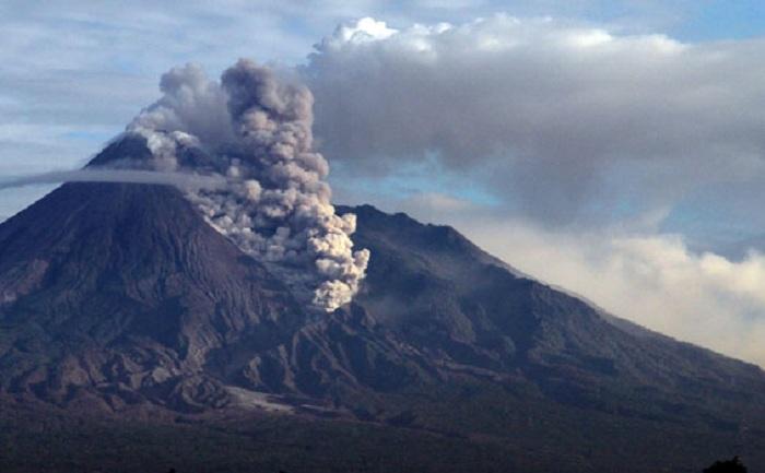 Sejarah-Erupsi-Gunung-Merapi-Meletus-kolonial-Belanda.jpg