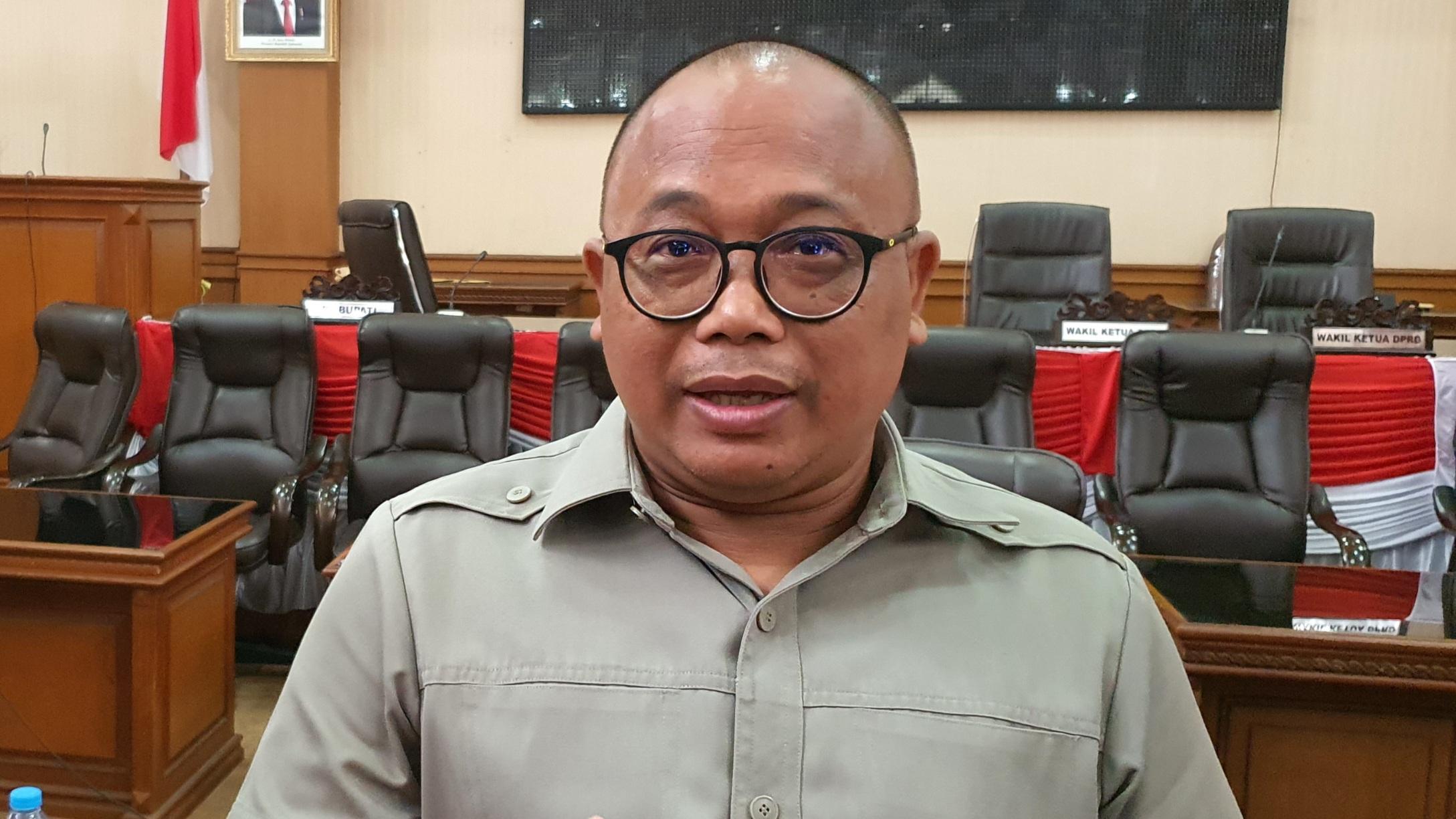 Sekretaris-Komisi-I-DPRD-Kabupaten-Majalengka-Dasim-Raden-pPamungkas.jpg
