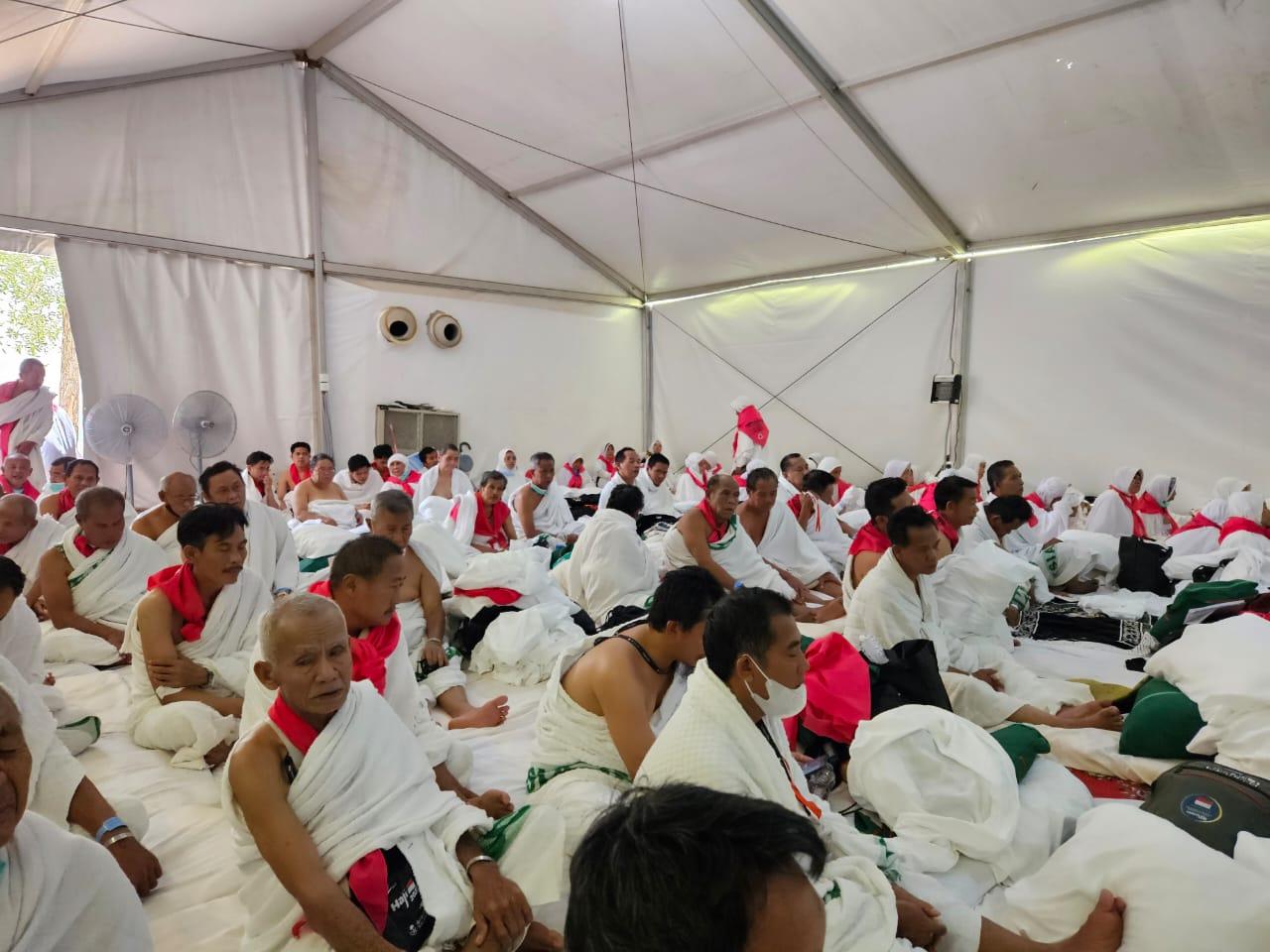 Wukuf-Arafah-Haji-2023.jpg