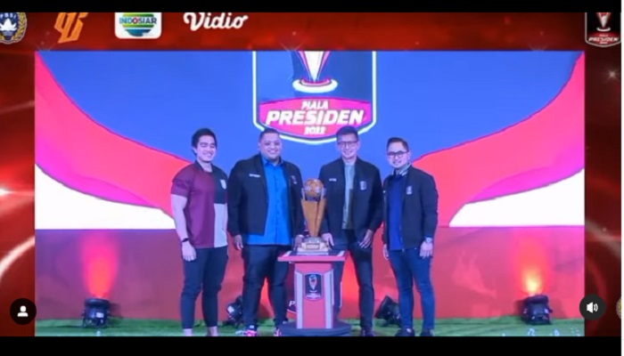 Di Depan Kaesang, Bos Persib Pamer Cium Trofi Piala Presiden, Bobotoh: Kode Persib Juara
