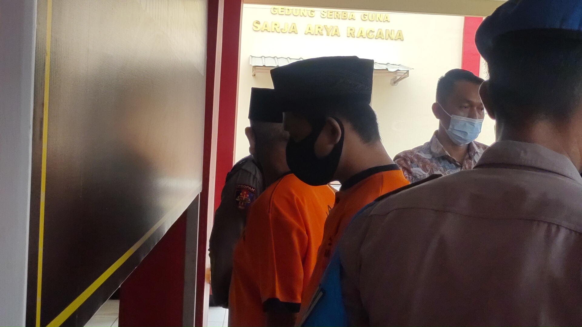 BREAKING NEWS: Gadis 15 Tahun di Majalengka Dirudapaksa Tetangga, Ayah Korban Temukan Pesan Ancaman