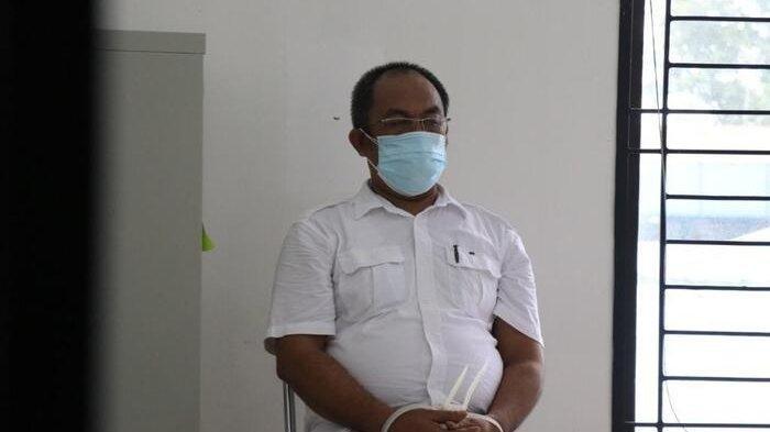 dua-dokter-di-medan-raup-ratusan-juta-rupiah-jual-vaksin-sisa-kepada-warga-kini-penjara-menantinya.jpg