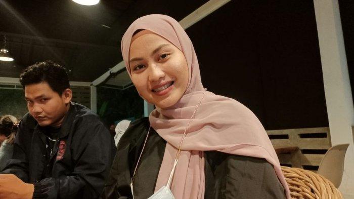 finalis-rising-star-dangdut-indonesia-perwakilan-kabupaten-indramayu-siti-aliyah-24.jpg