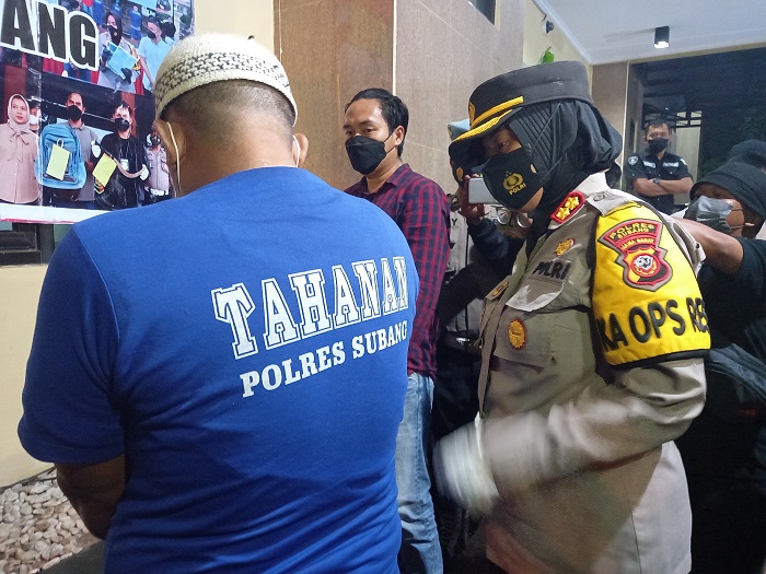 seorang-pns-guru-sd-di-subang-cabuli-tiga-muridnya-modus-berikan-nilai-bagus-kepada-korban.jpg