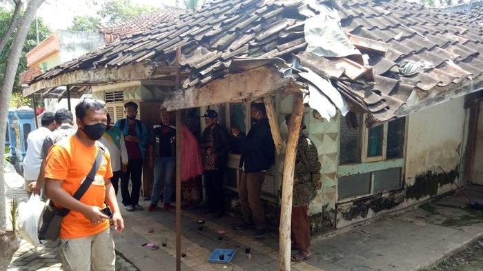 umah-reyot-milik-minah-janda-berusia-70-tahun.jpg