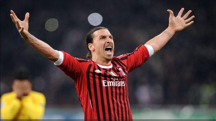 zlatan-ibrahimovic-saat-memperkuat-ac-milan.jpg