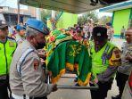 Aipda-Nego-Heryana-Dibawa-ke-Ambulans.jpg