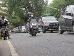 Akses-Wisata-Pantai-Tirtamaya-Indramayu-Macet-Hingga-1-KM-Jalan-Indramayu-Cirebon-Padat-Merayap.jpg