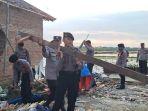 Bantu-Bersihkan-Puing-Puting-Beliung.jpg