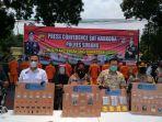 Barang-Bukti-dan-Tersangka-Kasus-Narkoba.jpg