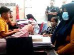 Bermodus-Ajak-Ngobrol-Emak-emak-Ini-Nekat-Curi-Uang.jpg