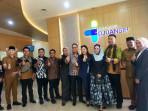 Bupati-Majalengka-Eman-Suherman-dan-anggota-DPR-RI-TB-HasanuddinF.jpg