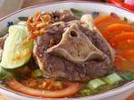 Cukup-Rp-10-Ribu-Bisa-Nikmati-Sop-Buntut.jpg