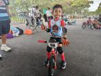 SOSOK Mohammad Jagad, Bocah 5 Tahun Asal Cirebon Gaspol di Ajang Push Bike Macan Ireng