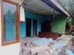 Imbas-gempa-bumi-M-38-yang-mengguncang-Kuningan-menimbulkan-kerusakann.jpg