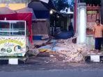 Imbas-gempa-bumi-M-38-yang-mengguncang-Kuningan-menimbulkan-kerusakansv.jpg