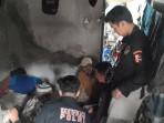 Inafis-Satreskrim-Polres-Tasikmalaya-Kota-ketika-memintai-keterangan-ke-korban-asusilaA.jpg
