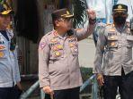 Kapolres-Cirebon-Kota-AKBP-M-Fahri-Siregar-kedua-kanan-saat-meninjau-lokasi-pos-terpaduu.jpg