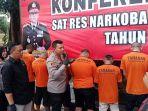 Kapolres-Subang-AKBP-Ariek-Indra-Sentanu-didampingi-Kasatnarkoba-AKPd.jpg