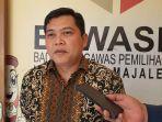Ketua-Bawaslu-Kabupaten-Majalengka-Dede-Rosadavw.jpg