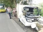 Hilang Kendali, Kendaraan Pembawa Paket MBG Alami Kecelakaan di Jalan Mangunreja Tasikmalaya