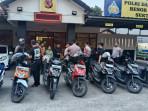 Polsek-Cileunyi-mengamankan-sembilan-orang-yang-diduga-melakukan-penarikan-motorw.jpg