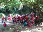 Suasana-wisatawan-berlibur-di-Citumang-Pangandarannn.jpg
