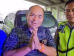 Tangkapan-layar-polisi-saat-mengantar-anak-yang-tertinggal-di-Rest-Area-130-Tol-Cipaliv.jpg