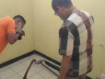 Tim-Inafis-Polres-Majalengka-saat-sedang-mendokumentasikan-alat-bukti-pembunuhanf.jpg