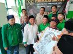Uu-Ruzhanul-Ulum-Jadi-Cawapres-Ganjar-Pranowo.jpg
