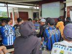 Viking-Alengka-Majalengka-saat-mengikuti-nobar-Arema-FC-vs-Persib-Bandungs.jpg