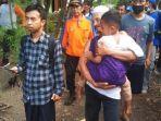 anak-yang-jatuh-ke-jurang-di-gunung-ringgit-situbondo-sudah-diketemukan-sang-ayah-masih-dicari.jpg