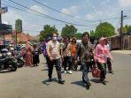 calon-TKI-korban-penipuan-datangi-Polres-Cirebon-Kota-Kamis-792023.jpg