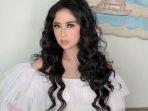 dewi-perssik-5.jpg