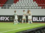 gol-Nick-Kuipers-lawan-psis.jpg