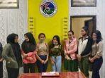 inilah-8-wanita-muda-yang-dibooking-anggota-dprd-labura-untuk-pesta-narkoba-di-hotel.jpg