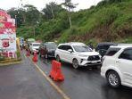 jalur-Gentong-arah-dari-Tasikmalaya-ke-Bandung-arus-balik-1242024.jpg